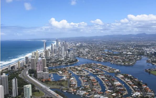 比越南更可恨的国家!看见中国人就骂,网友怒了