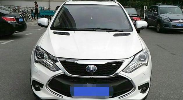 26万元买辆比亚迪唐，车主运气爆棚抽中儿童座椅，全家喜气洋洋