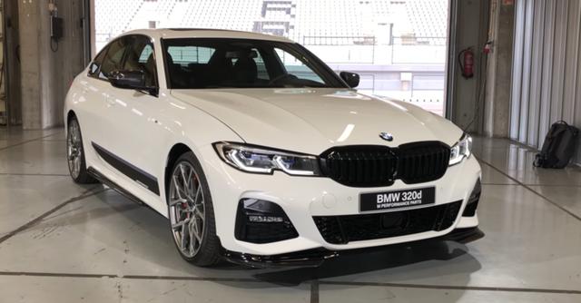 运动感大幅提升，搭载M Performance套件的宝马320d实车曝光!