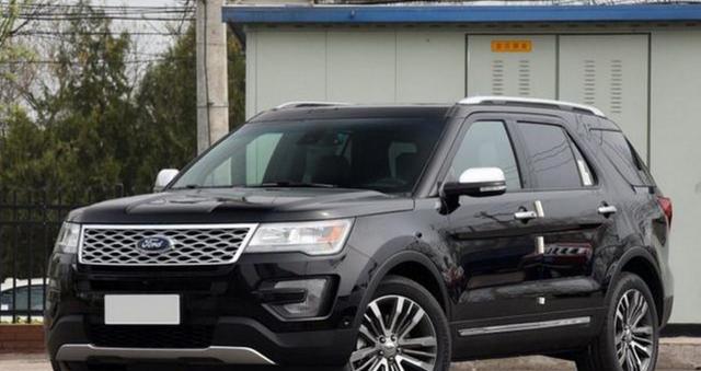 霸气大7座SUV来袭，整车进口长5米1，3.5T提速7秒，40万虐哭霸道