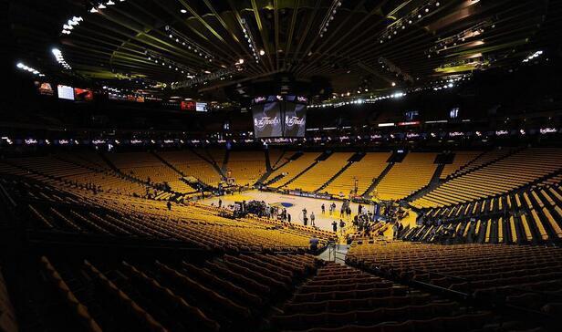 克利夫兰主场激战卫冕冠军