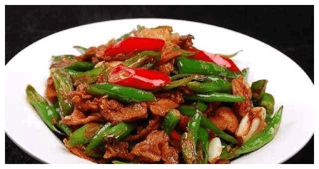 湖南最正宗的辣椒炒肉怎么做? 用什么辣椒和猪肉?
