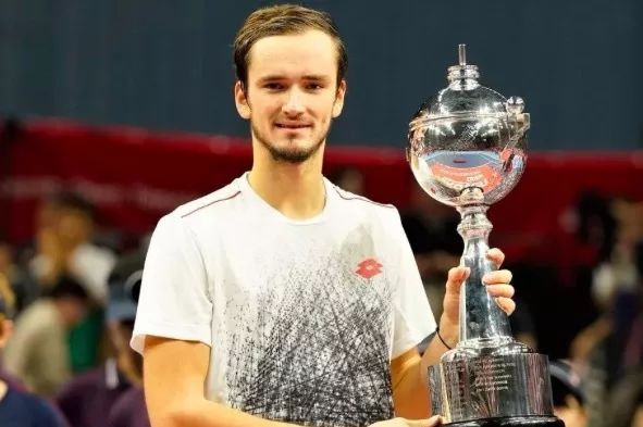 年终排名大起底,意大利美男子年终排名创新高