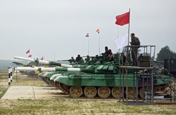 印度对T90坦克失去信心 选择T72B3参加坦克两