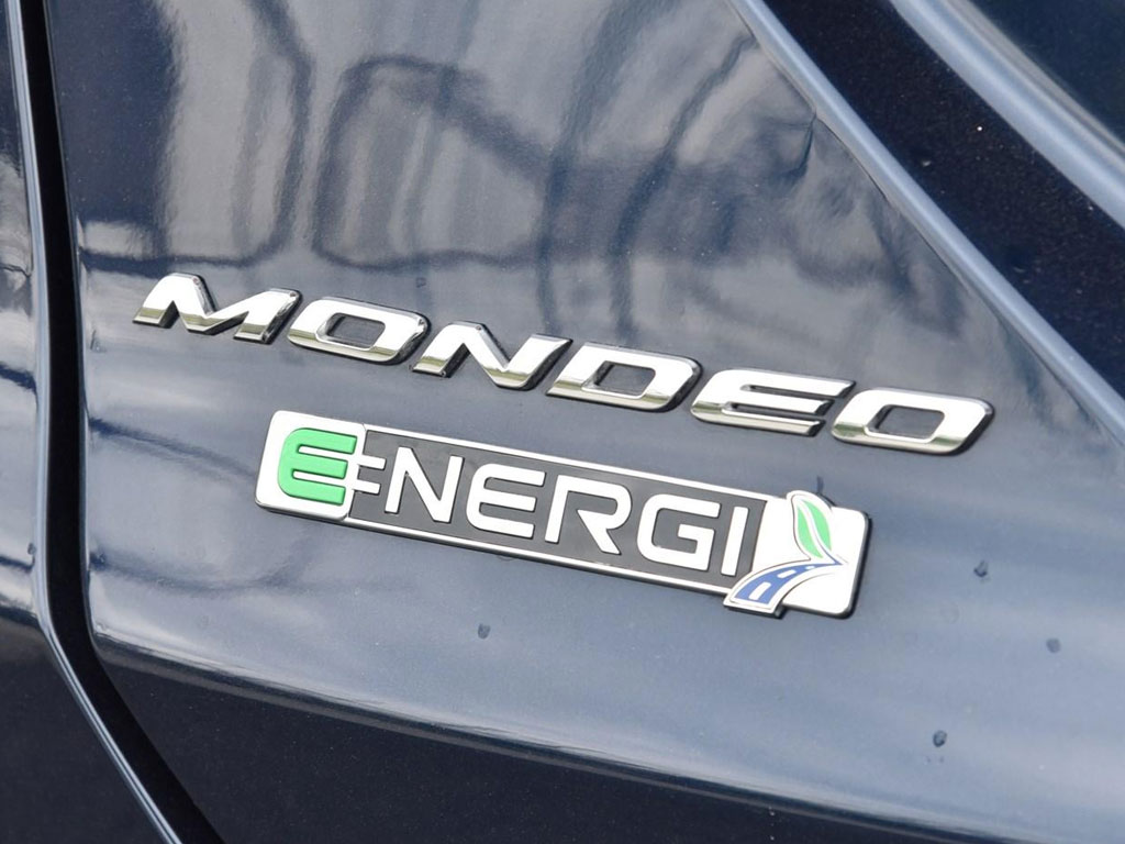 25.88万起售/蒙迪欧Energi上市 买它能享受特权 吊打凯美瑞?