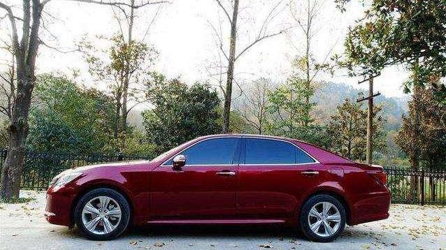 当年卖上百万, 还得排队提车, 如今24万却干不过迈腾雅阁了!