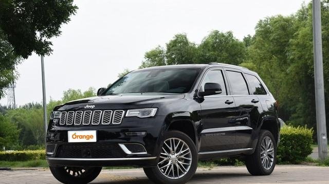 60万预算，大切诺基和普拉多你选谁？