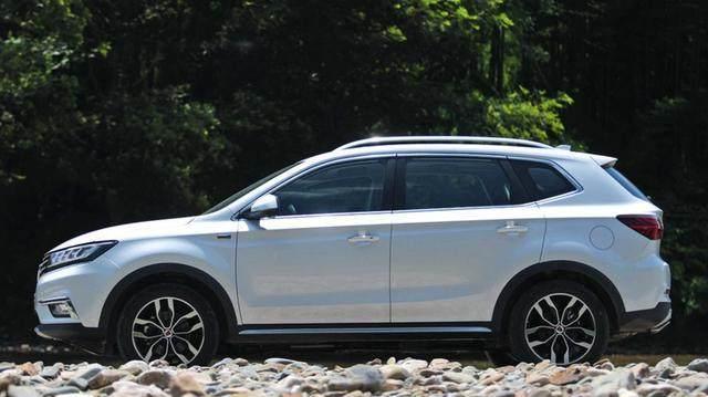 10.4英寸超大中控屏, 还带全景天窗, 怪不得卖的这么好