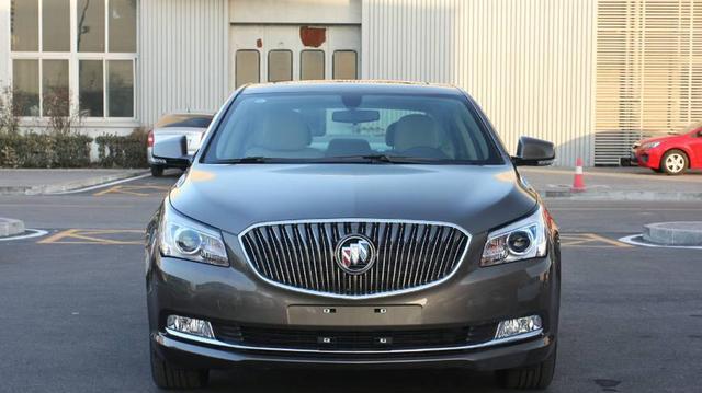 退伍军人花30万买豪车，3年无故贬值20万，车主欲哭无泪！