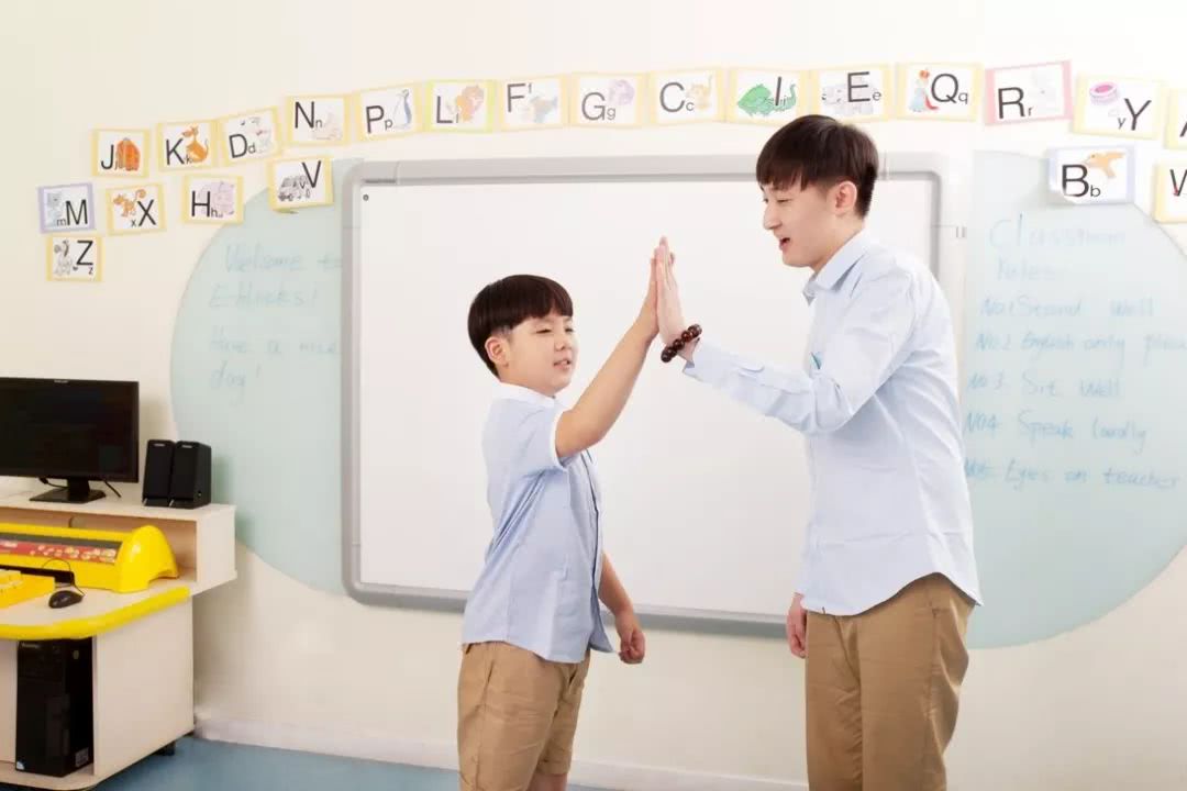 孩子学英语,不花一分钱,易贝乐免费英语课等你来!