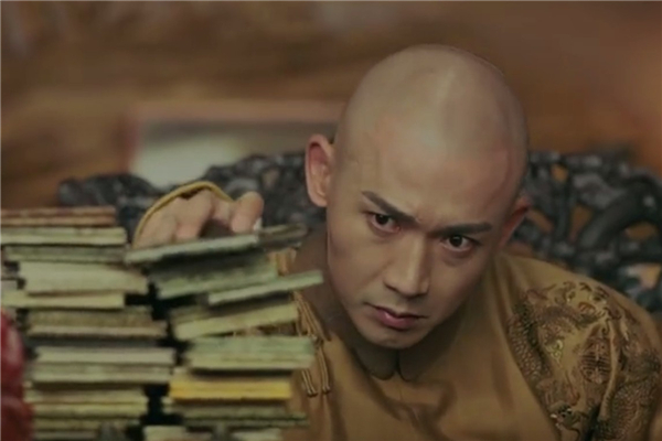 延禧攻略:难怪皇上每天看奏折到深夜,看到奏折