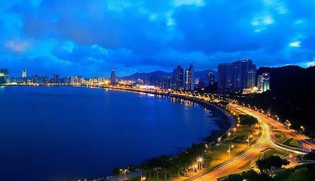 每年的3、4、10、12月是珠海的最佳旅游季节