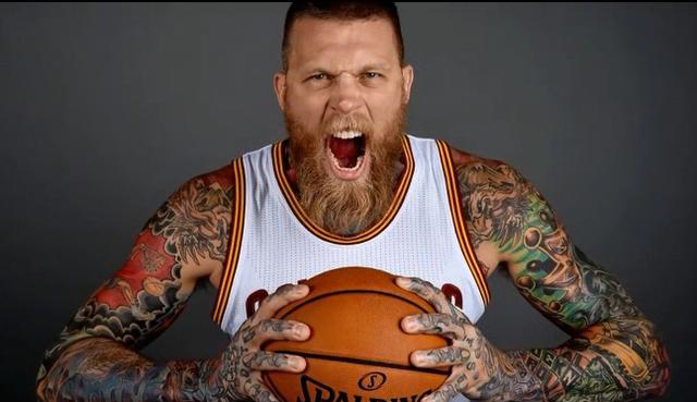 盘点14位前后容颜变化很大的NBA球星：你见过没有纹身的鸟人吗？