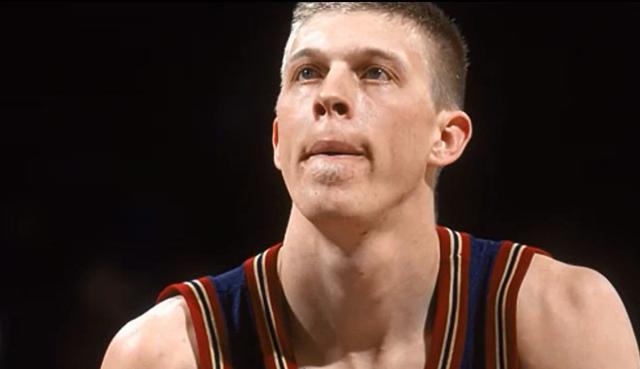 盘点14位前后容颜变化很大的NBA球星：你见过没有纹身的鸟人吗？