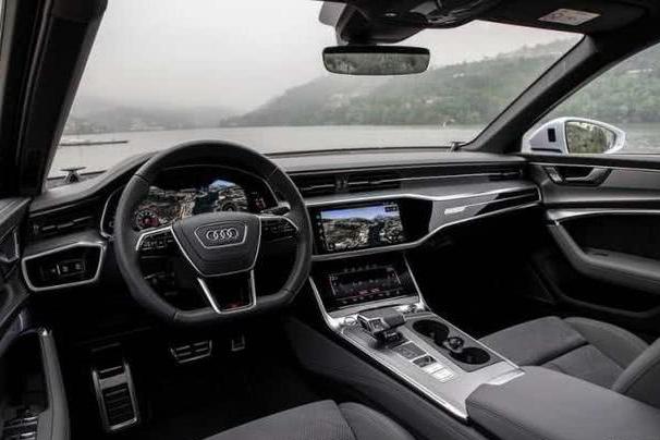 堪称国人最爱德系豪车 比奔驰E级更霸气 内饰更是完胜宝马5系