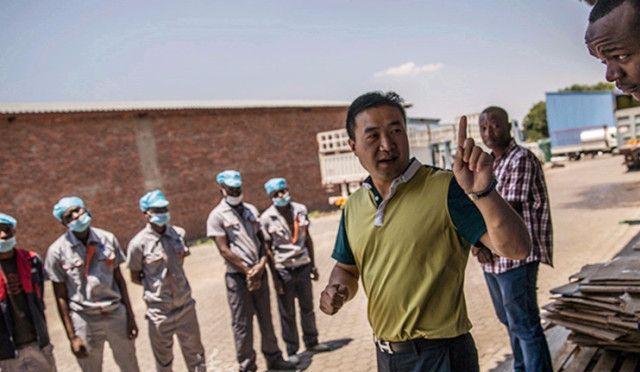 非洲做生意的中国人, 被非洲女子搭讪, 出门必须