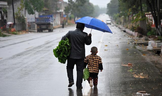 珍惜眼前人,善待亲人,趁我们还活着!