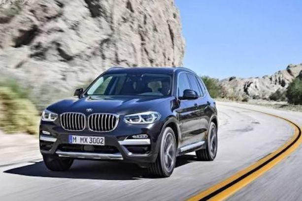 你已不是原汁原味的奥迪Q5，但我还是原汁原味的宝马X3！