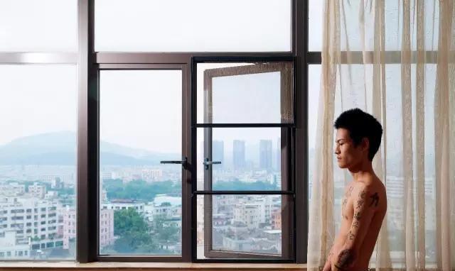 曾经的杀马特创始人 最红时粉丝5000万 现在做发型师