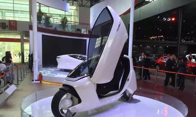 凌云推背迷你车问世, 一个撞不倒的电动车, 百里