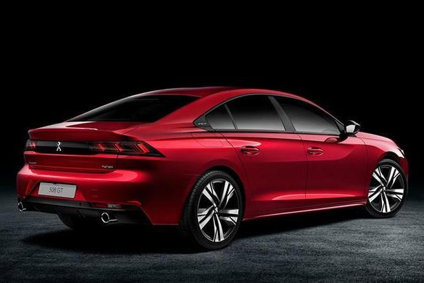 1.6T配8AT，战斗机舱式内饰，颜值可以媲美阿特兹！