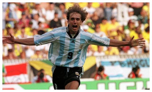 足球知识普及:历届世界杯总射手榜排名