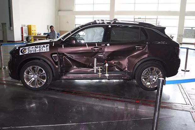 网曝吉利领克01疑似碰撞测试作弊，官方暂未出面澄清！