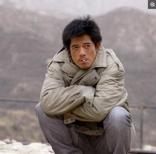 明星扮演农民工, 郭富城的最猥琐, 胡歌却像村