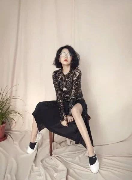 小S花花万物扑街,但矮个时髦精的她穿搭功力还