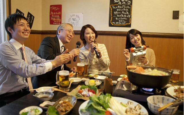 饭局老总_饭局照片真实(2)