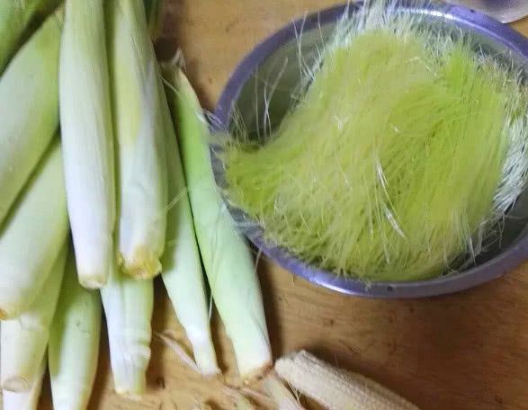 这叶子比虫草营养，一分钱不要，纤维素是芹菜5倍，排出体内宿便