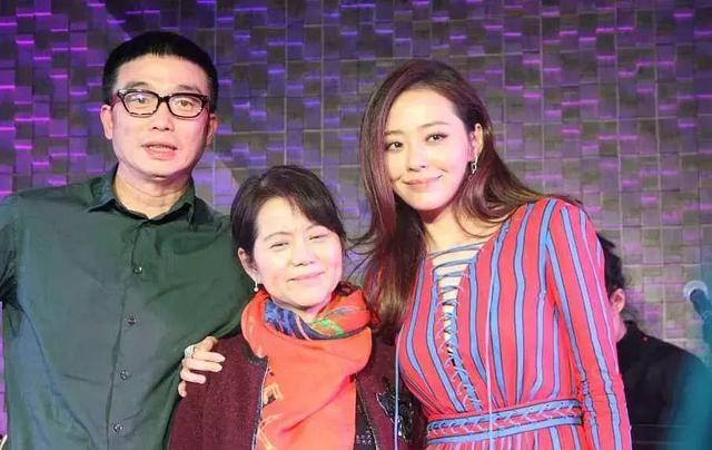 张靓颖与老公冯轲婚变?台上逼婚， 如今却惨被抛弃