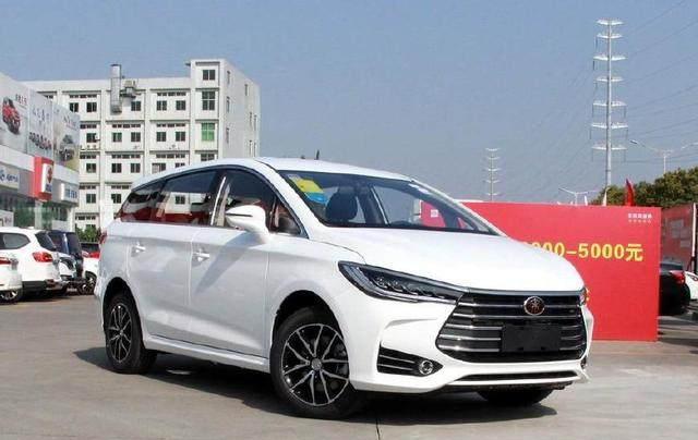 颜值比本田奥德赛帅，配置比宝骏730强，仅售8万月销过万
