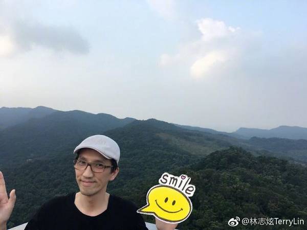 林志炫和孙楠近照曝光，为何两人岁数差不多,孙楠已经很苍老了?