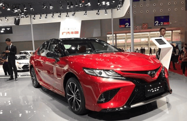 2017广州车展, 运动版凯美瑞惊艳全场, 是否也同样吸引了你呢?