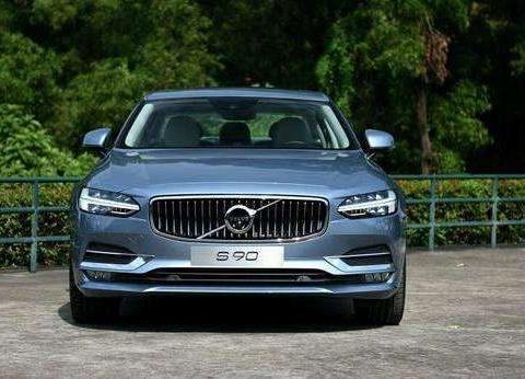 沃尔沃S90降价成灾, 比奔驰S级逼格高, 如今仅30万, 比迈腾划算