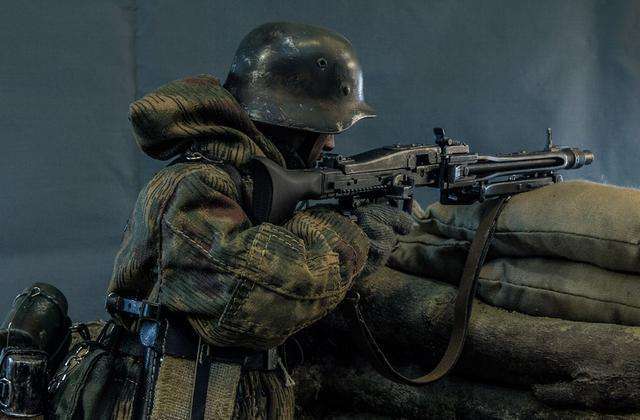 二战五大重机枪: 希特勒电锯, 日军的鸡脖子, 中