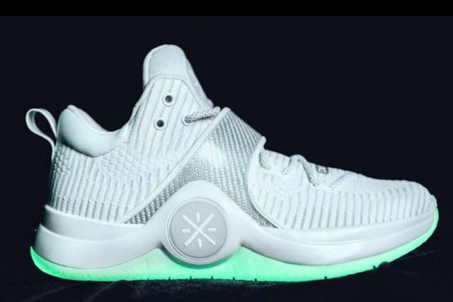 NBA最好看的球鞋Way Of Wade!国产品牌的骄