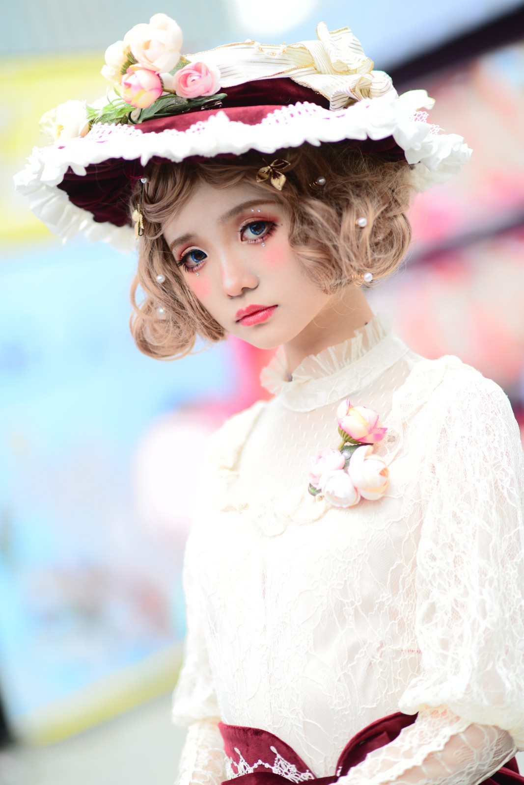 行走人间的洋娃娃 长寇