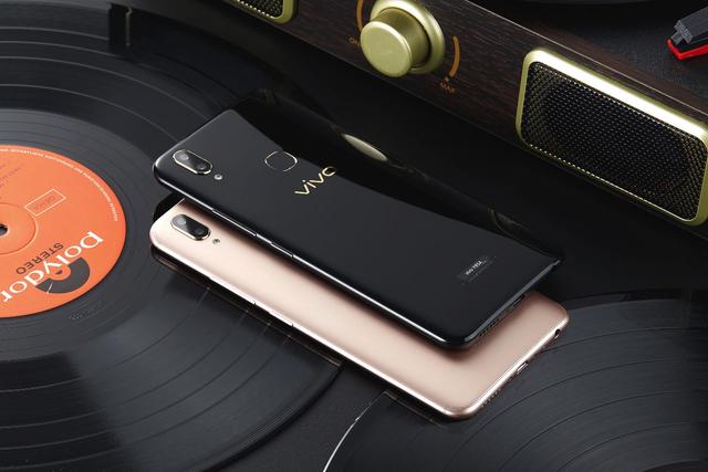 都是千元机 vivo Y85综合体验比小米6X\/华为 n