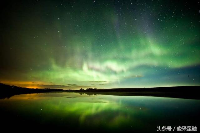 地球停转1秒后果将怎样?地球磁场将消失,太阳