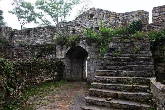 贵州的所有景区门票免费政策,为何只针对安徽
