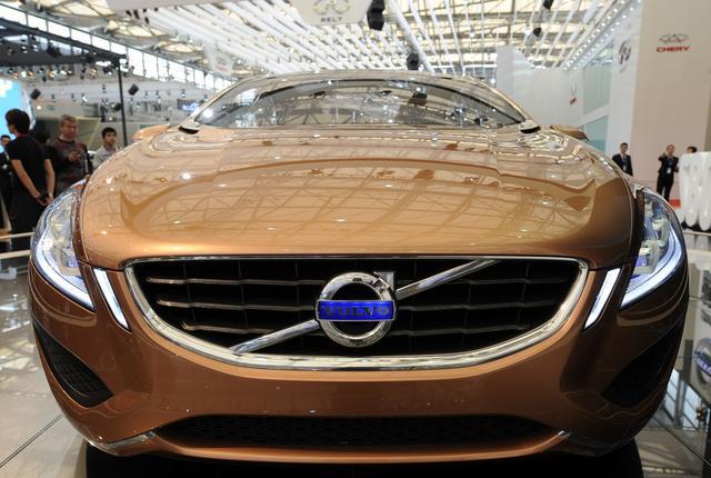 售价36.99-60.99万元，小中产SUV沃尔沃XC60今日正式上市