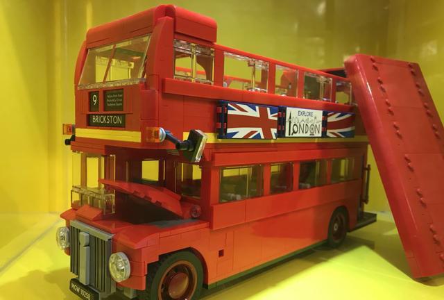 都说马来西亚买乐高便宜伦敦大巴不到千元!