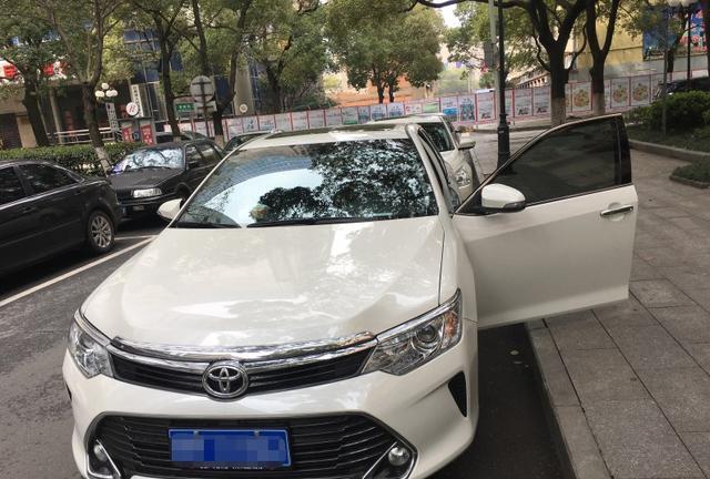 丰田凯美瑞怎么样? 车主述说1400公里后的驾驶感受!