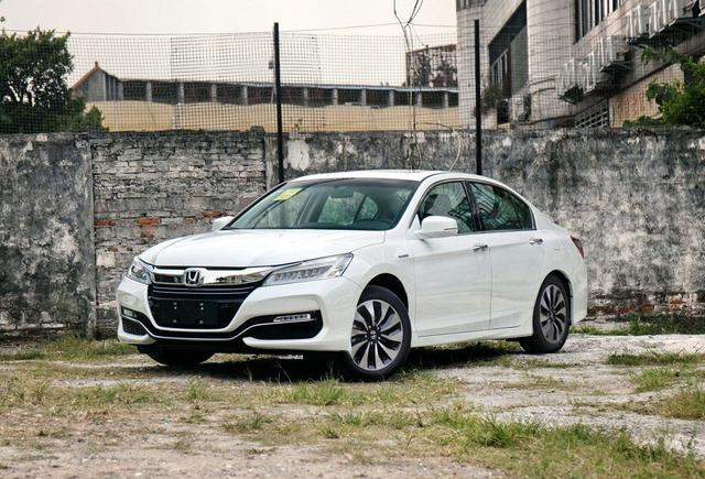 这辆车一箱油竟然能跑1000公里