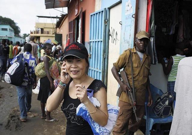 中国人来到非洲做生意,个个成土豪,男人们寂寞