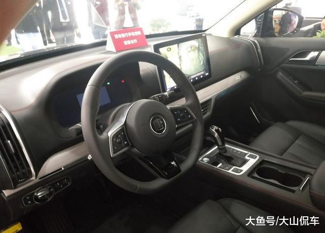 帅到掉渣: 唐二代燃油版到店实拍, 网友: 愿20万买它也不买领克02