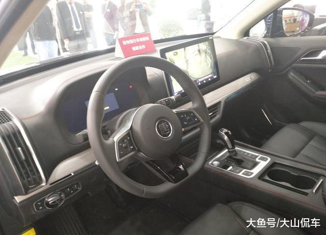 帅到掉渣: 唐二代燃油版到店实拍, 网友: 愿20万买它也不买领克02