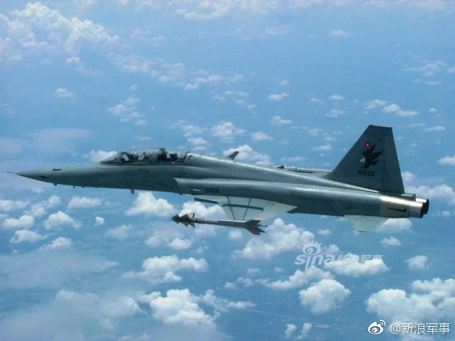 不如换装中国枭龙!泰国F-5战机继续升级为超级